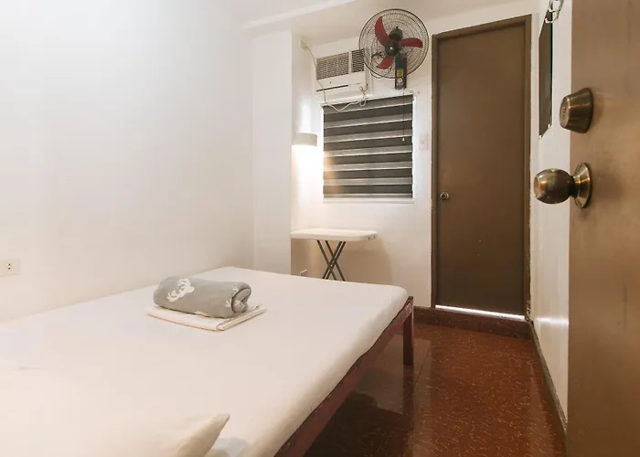 Malate By Reddoorz * Manilla